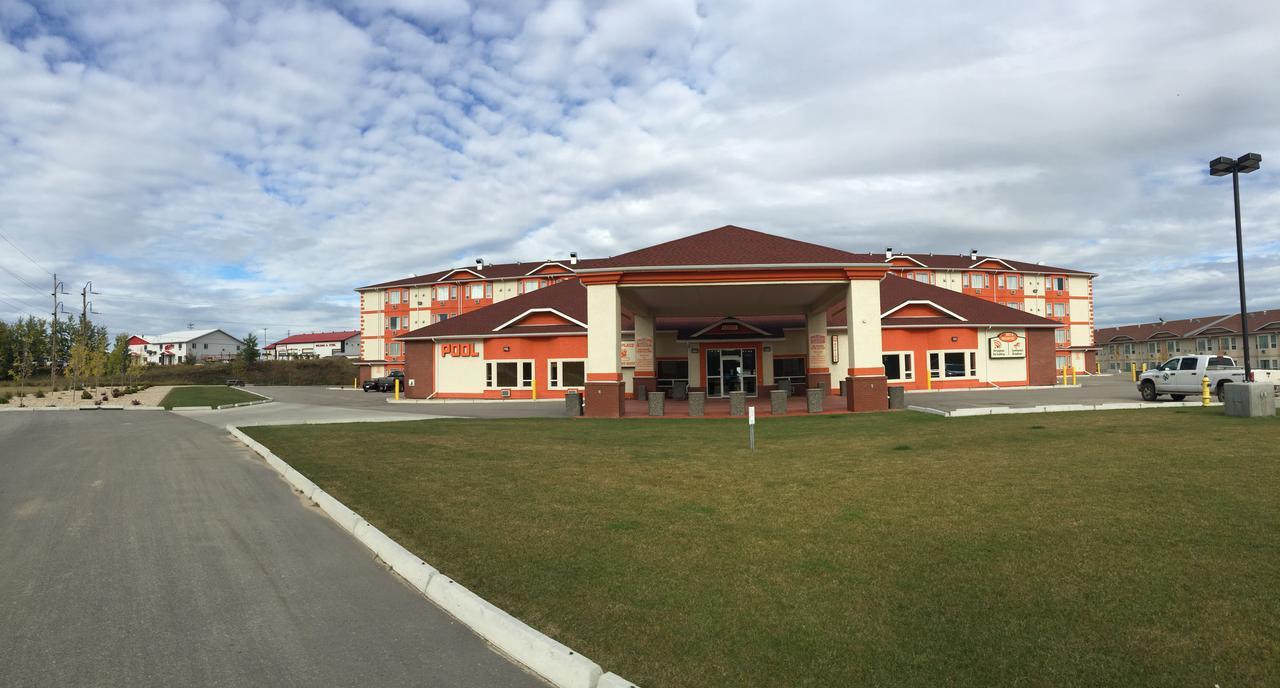 New Imperial Suites Whitecourt Extérieur photo
