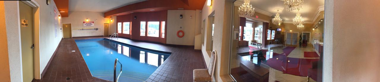 New Imperial Suites Whitecourt Extérieur photo