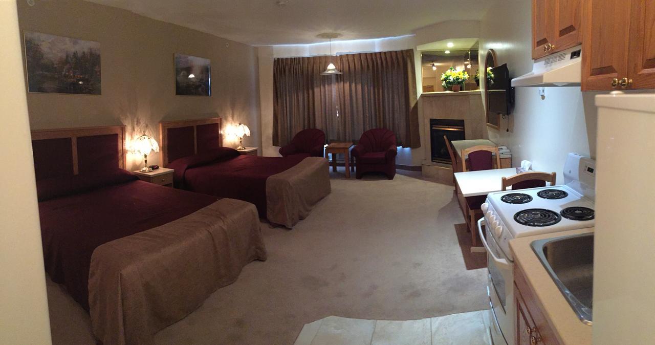 New Imperial Suites Whitecourt Extérieur photo